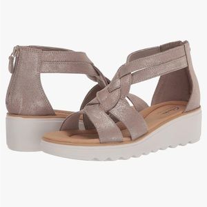 Clarks Jillian Bright wedge sandal, Taupe Metallic 6.5W